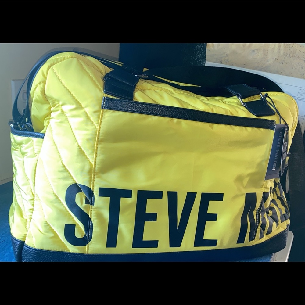 ****New with tags***Steve Madden Bag